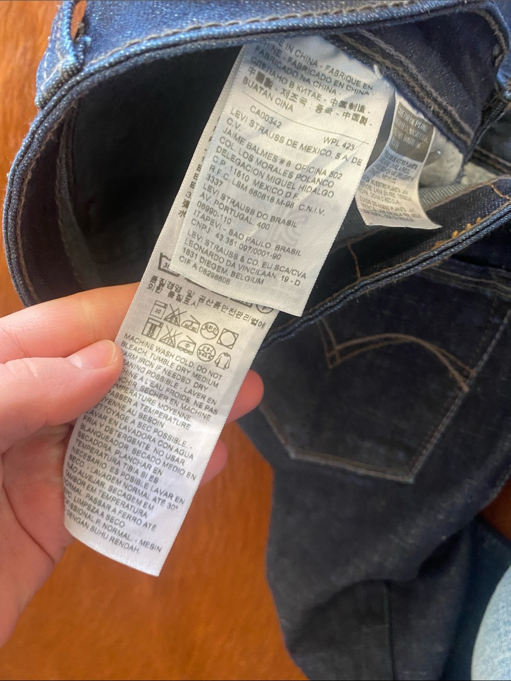 Low Rise Levi’s Bootcut - Picture 5 of 6